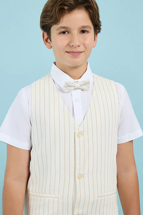 أر أند بي Solid Shirt with Striped Waistcoat