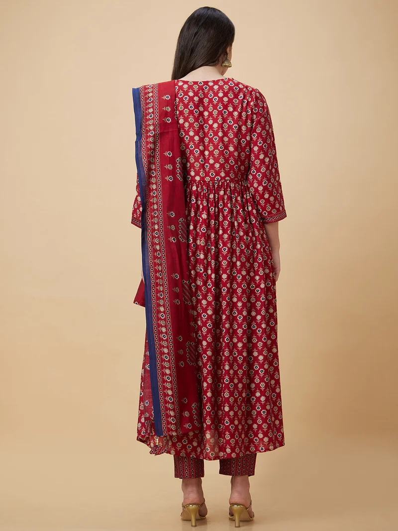 globus Women Maroon Floral Printed Regular Anarkali Kurta & Trousers With Dupatta