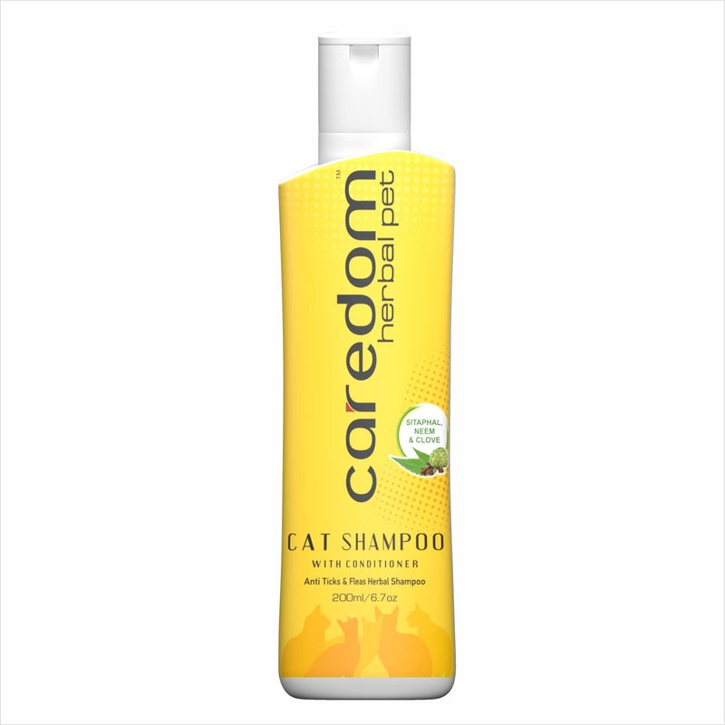Caredom شامبو كاردوم العشبي للحيوانات الأليفة لمكافحة القراد والبراغيث للقطط | شامبو 2 في 1 مع بلسم | مضاد للحكة، مضاد للفطريات وتخفيف الحساسية | غني بمستخلصات النيم، السيتافال والقرنفل (200 مل) - Image 1
