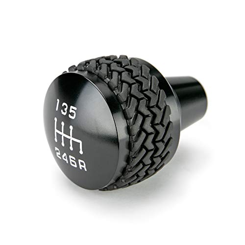 DV8 Offroad مقبض نقل الحركة البديل DV8 Offroad لجيب رانجلر JK 2011-2018 | متوافق مع ناقل حركة يدوي 6 سرعات | مصنوع من الألمنيوم المصبوب | قبضة مطاطية بنمط إطارات - Image 3