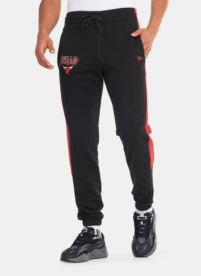 NEW ERA Men's Chicago Bulls Script Joggers
