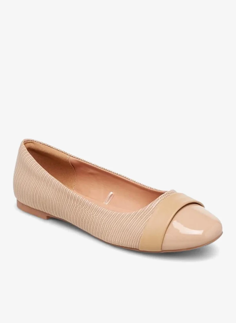 Celeste Women's Textured Round Toe Ballerina Shoes