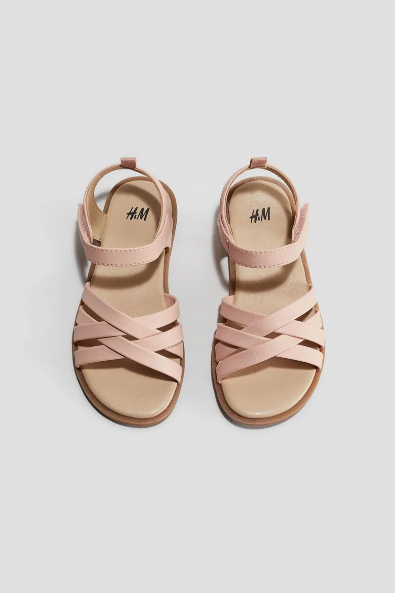 اتش اند ام صنادل بأشرطة