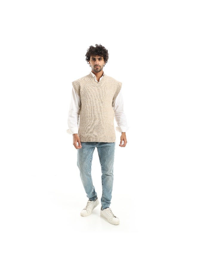 سيزار فيست صوف رجالي برقبة علي شكل سبعة وبدون أكمام - Image 4