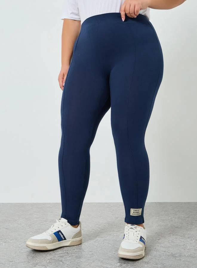 Styli Plus Size Basic Leggings with Badge Detail