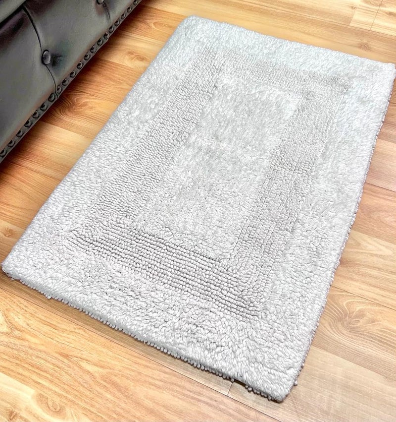 KEMA Bathroom Rugs 17x24 Cotton Reversible Bath Mat for Bathroom Ultra Soft Plush Bath Rugs Water Absorbent Quick Dry Thick Floor Mats for Shower Restroom Bedroom Kitchen White
