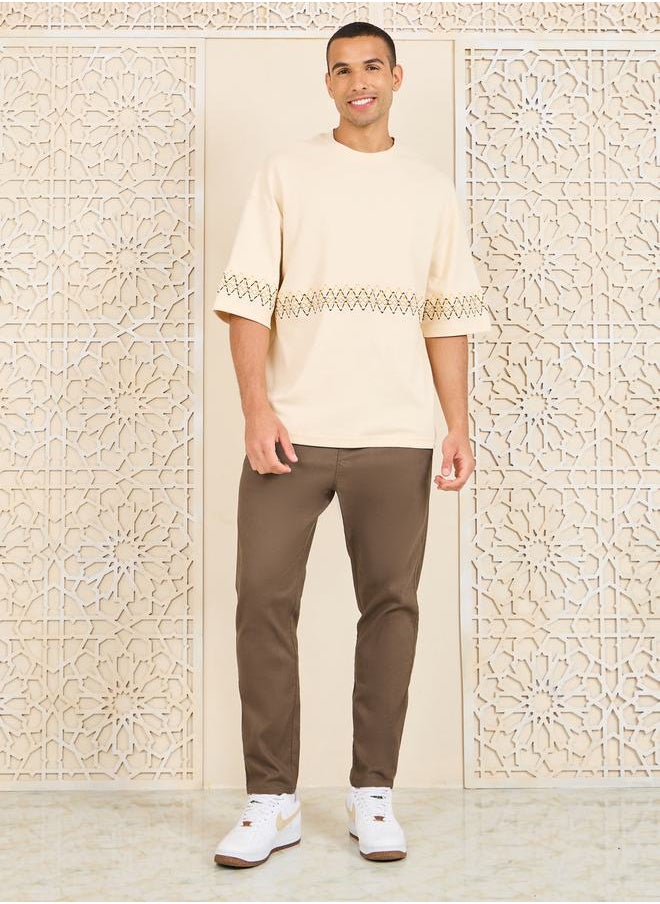 Styli Cotton Slub Relaxed Fit Ankle Length Pant  - Image 2