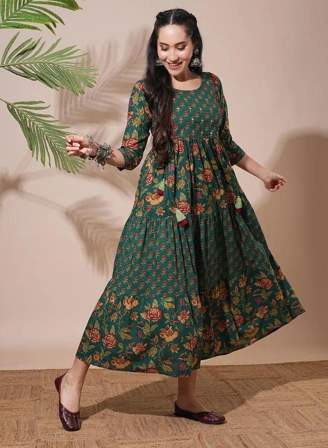 جلو باص فستان ميدي بطبعة زهور كاملة