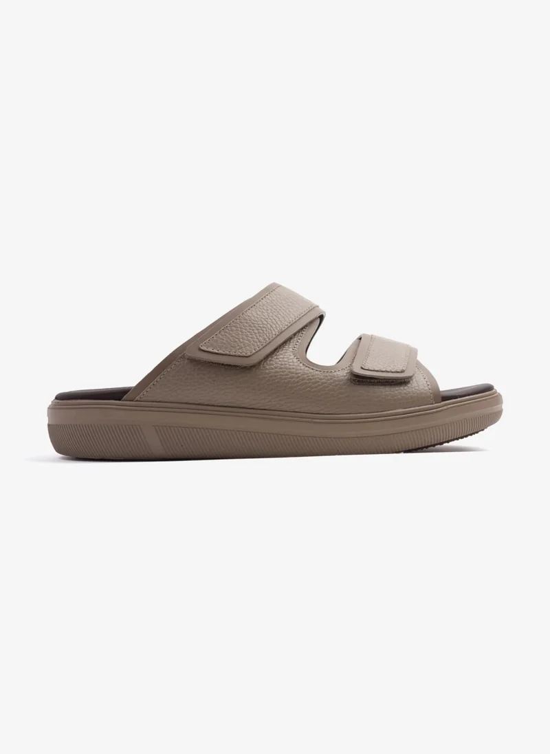 UOMO كافالير UOMO CAVALIER S DESIGNER WITH STRAP SANDALS