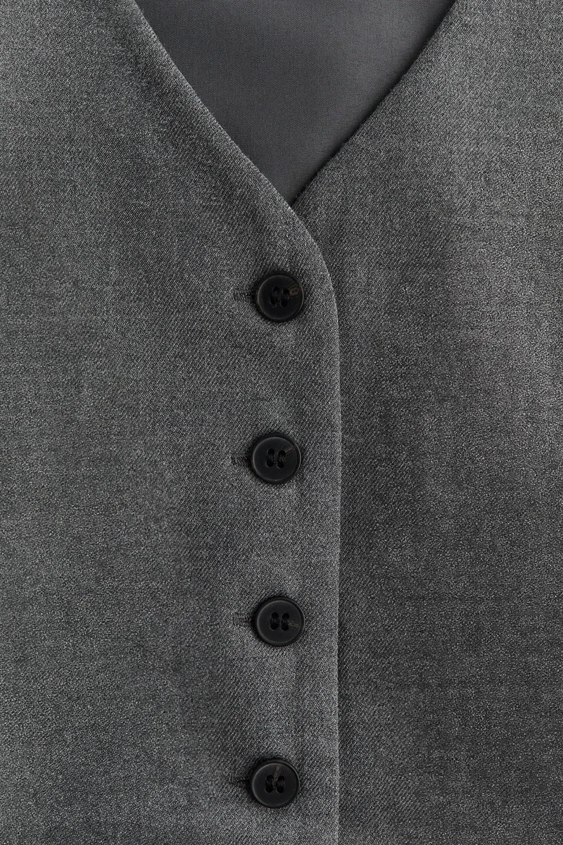 اتش اند ام صدرية بدلة