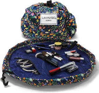 Lay-n-Go Cosmo Drawstring Cosmetic & Makeup Bag Organizer - Portable Makeup Bag w/Zipper Pocket, Loops & More - Durable, Machine Washable for Travel (20', Butterfly Small Floral) - pzsku/ZC1F630D9DAFF7E8A0ADEZ/45/_/1744137419/895cd5d6-c709-417d-86a8-c8843d9b184e