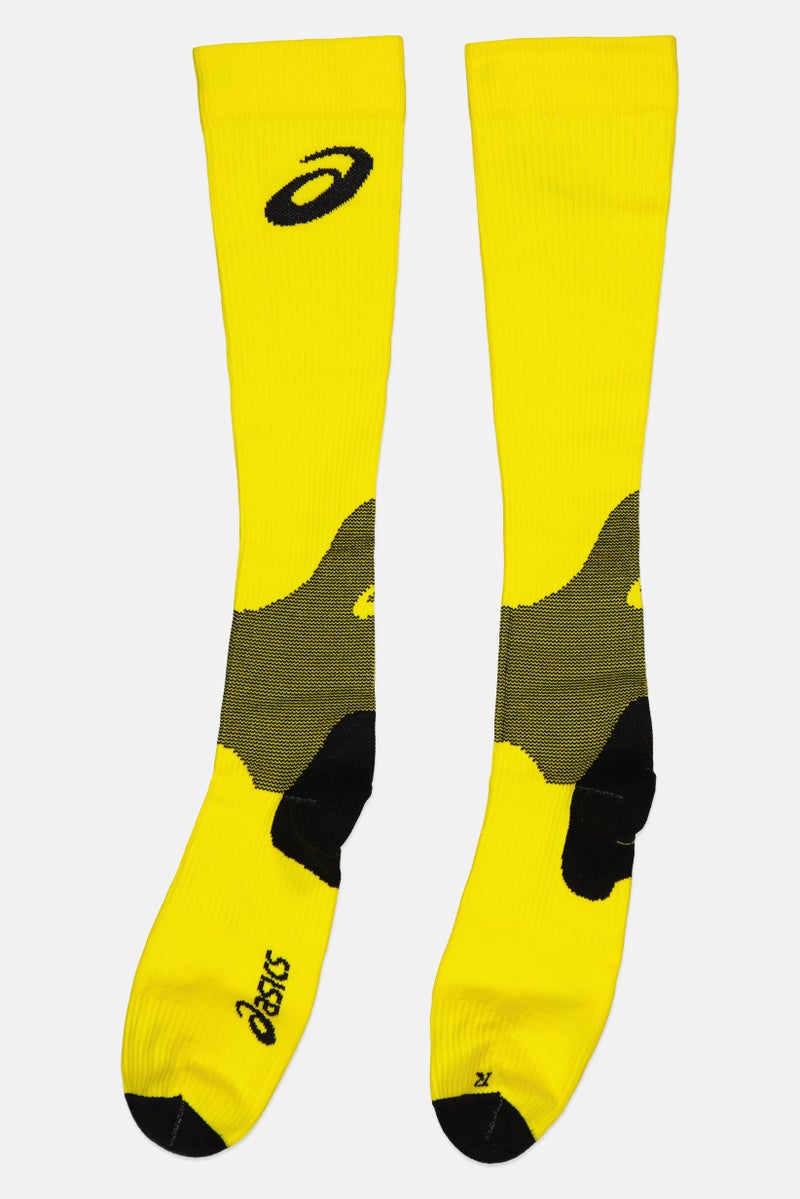 asics Men 1 Pair Plus Calf Brand Logo Compression Socks, Yellow - Image 2