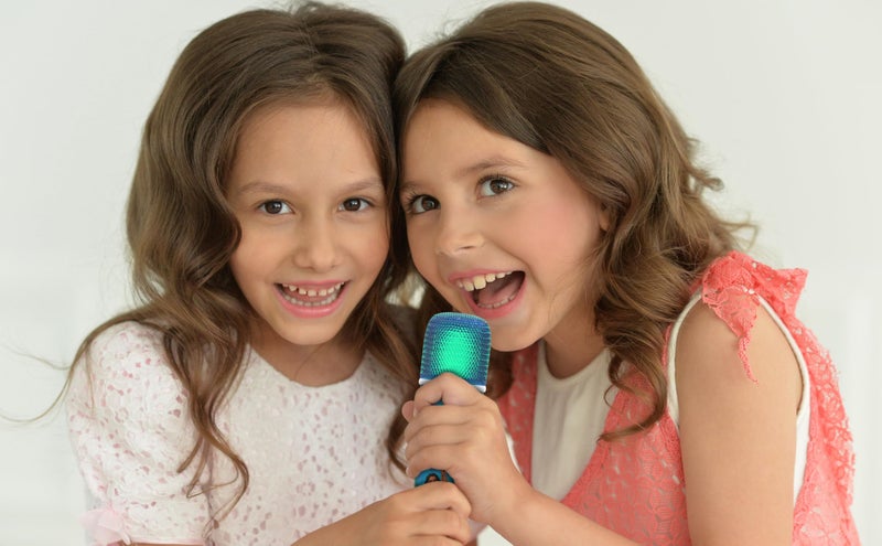eKids Disney Moana 2 Karaoke Microphone for Kids, Bluetooth Microphone Includes Light Show (Moana) - Image 3