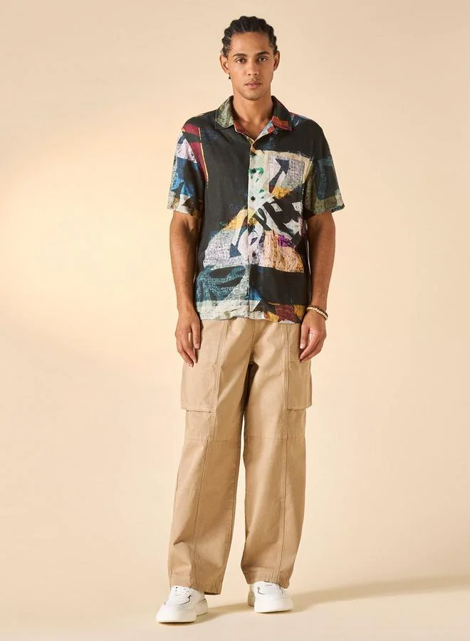 لي كوبر قميص لي كوبر مطبوع بقصة مريحة وياقة كامب وأكمام قصيرة