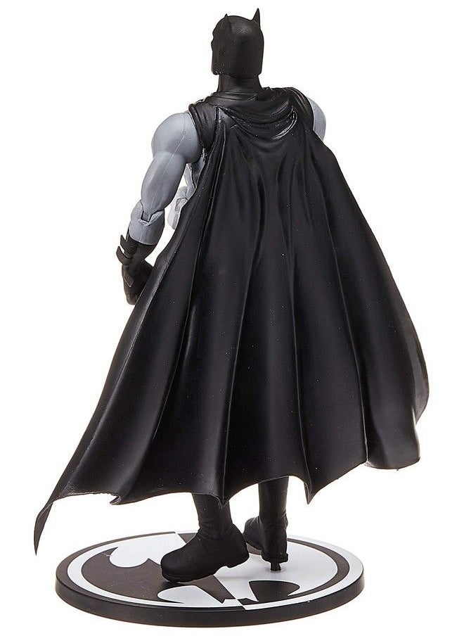 DC Collectibles - Entertainment Earth Batman Black And White Hush By Jim Lee Action Figure, Multicolor - Image 1