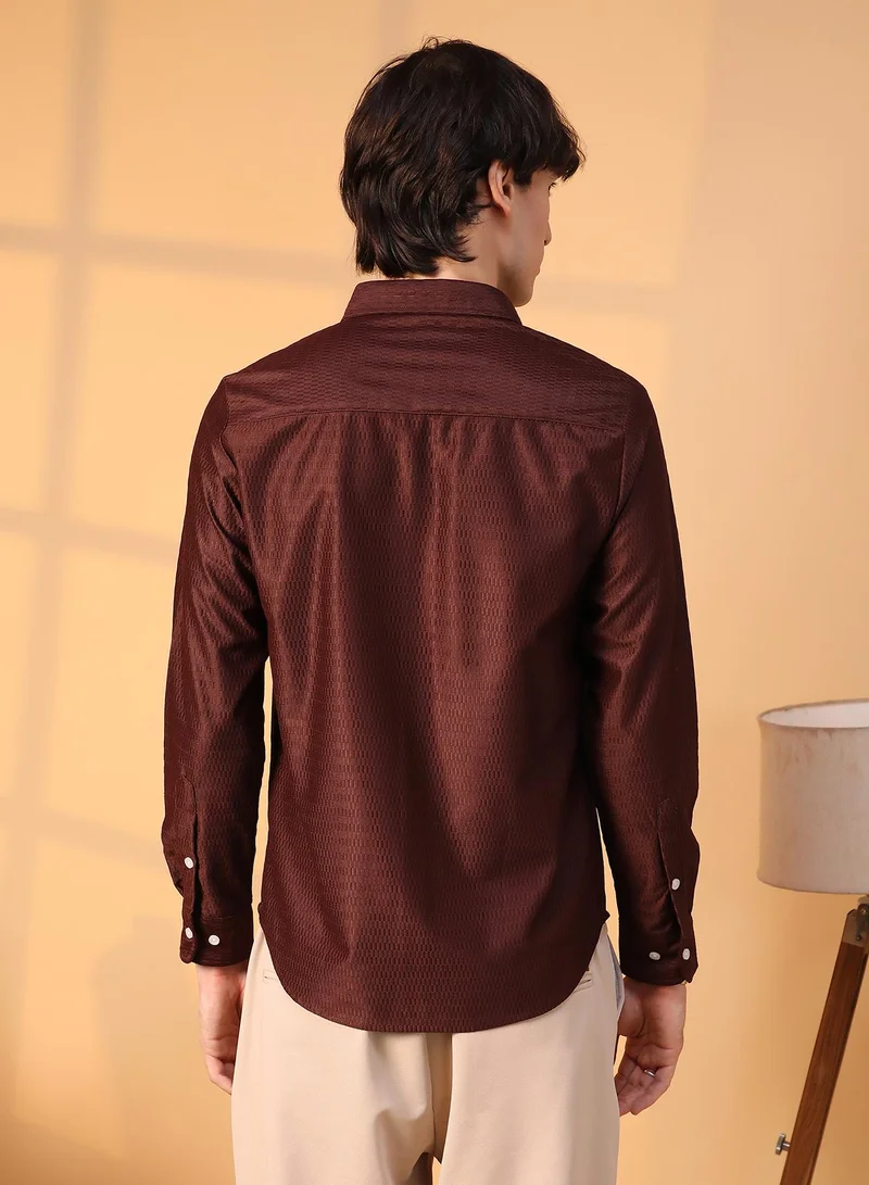 Campus Sutra Men's Chocolate Brown Solid Honeycomb Shirt