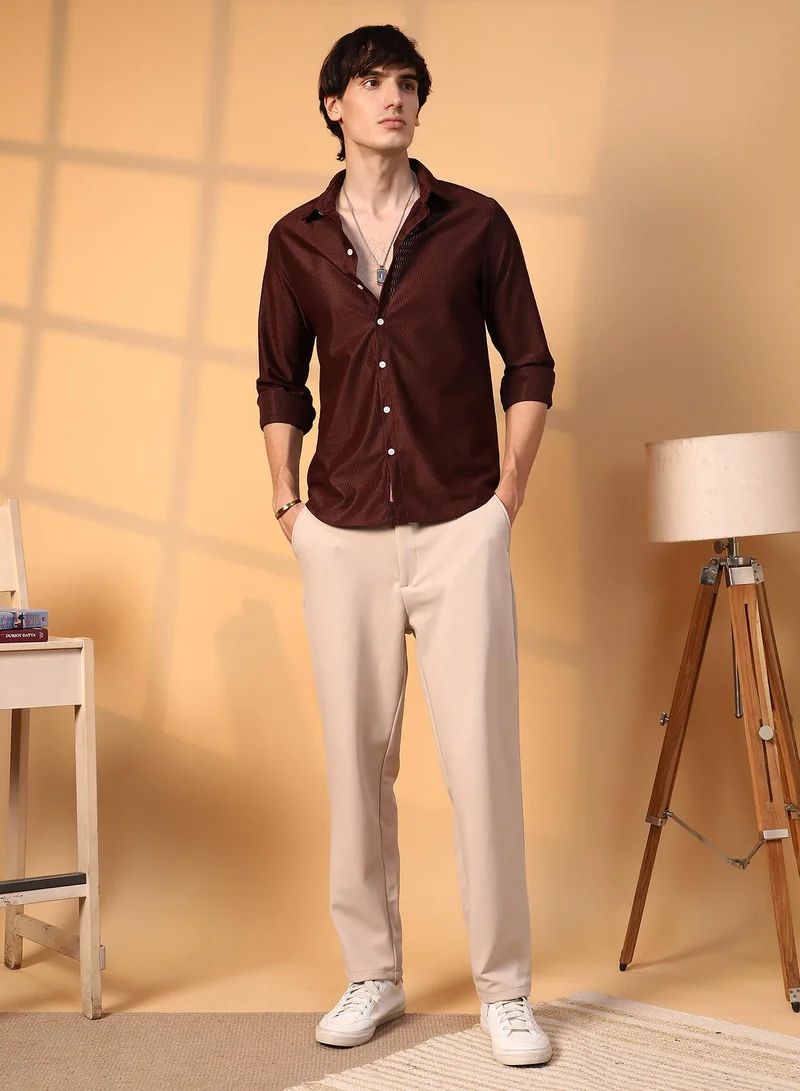 Campus Sutra Men's Chocolate Brown Solid Honeycomb Shirt