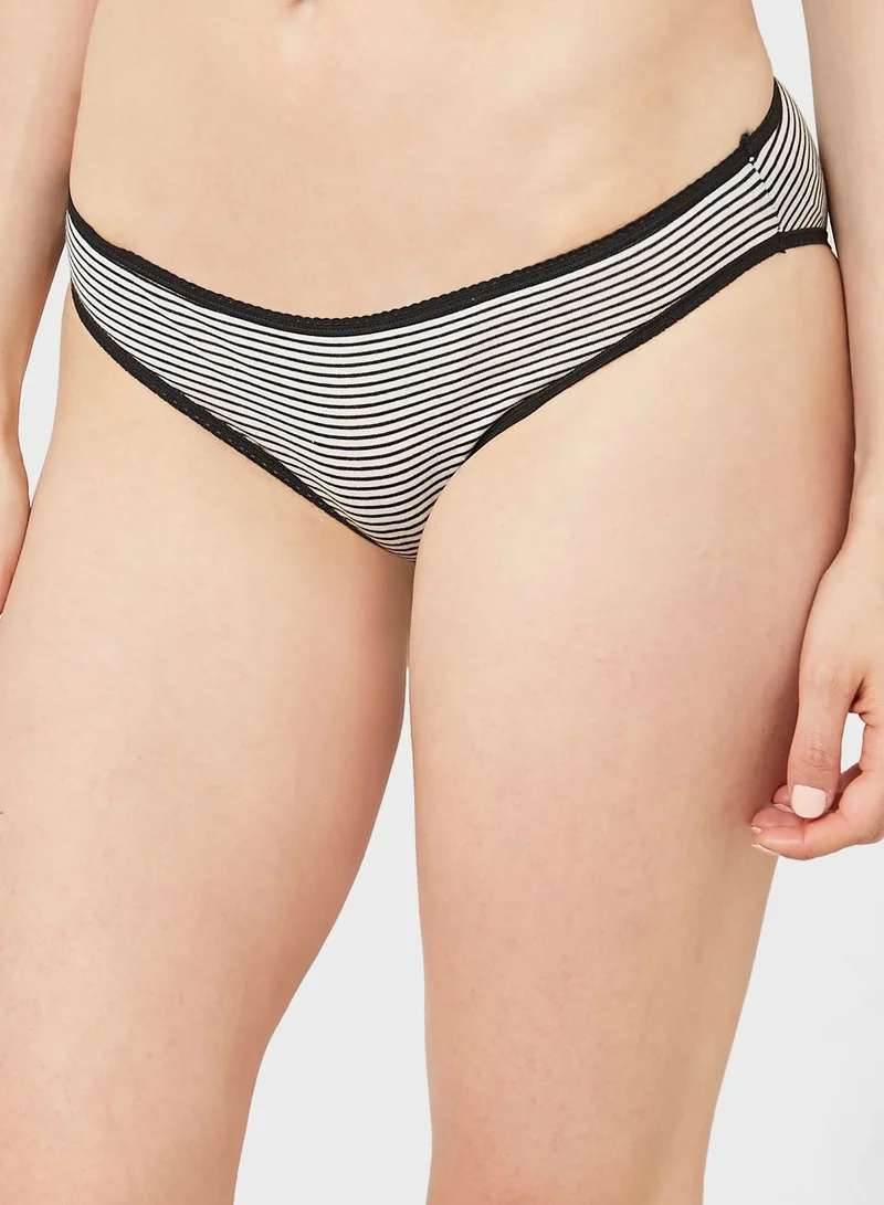 Marks & Spencer 5 Pack Cotton Lycra Low Rise Bikini Knickers