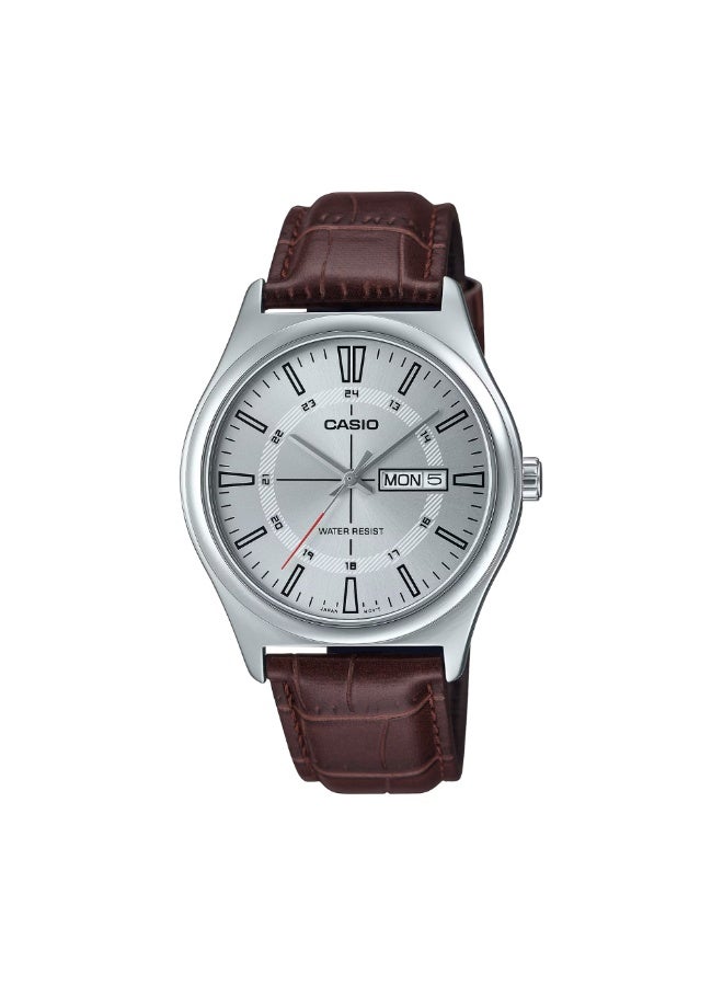 كاسيو ساعة كاسيو للرجال MTP-V006L-7CUDF – قرص فضي، سوار جلد بني، عرض اليوم والتاريخ، هيكل كلاسيكي من الستانلس ستيل - Image 1
