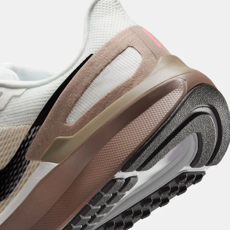 Nike Brown Women's Air Zoom Structure 25 Shoe for Women | Best Price UAE