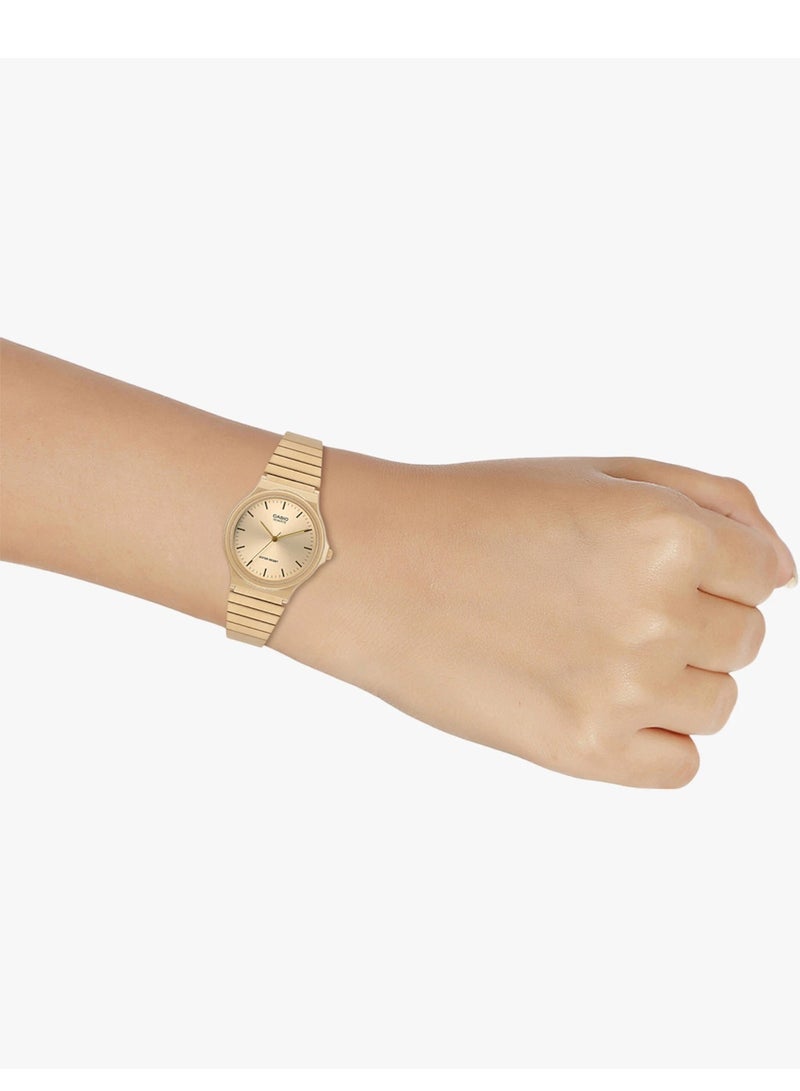 Casio Women Stainless Steel Analog Wrist Watch MQ-24G-9EDF - Image 5