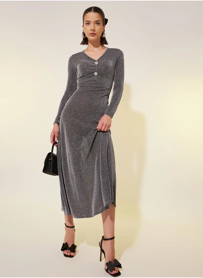 ستايلي Texture Embellished V-Neck Midi Dress