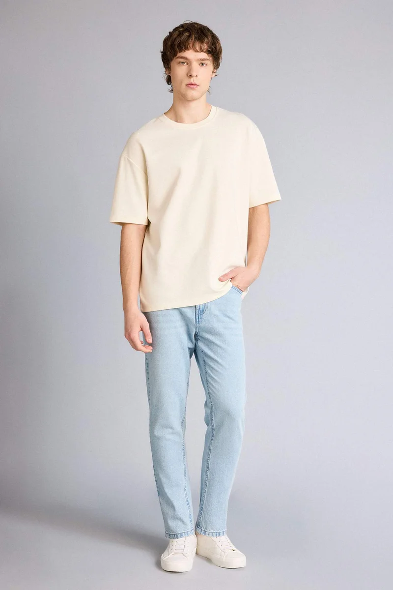 ديفاكتو Oversize T-Shirt