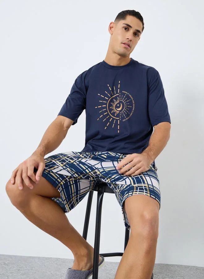 ستايلي طقم رجالي تيشيرت واسع مطبوع مع شورت