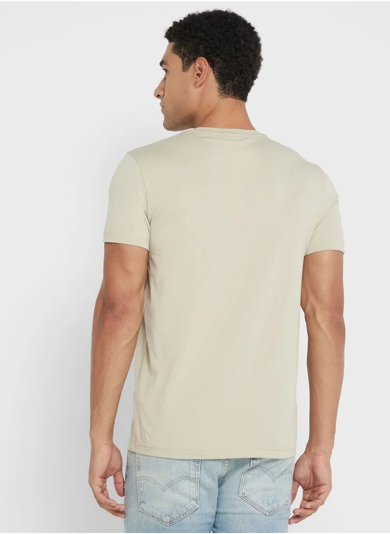 CALVIN KLEIN Logo Crew Neck T-Shirt