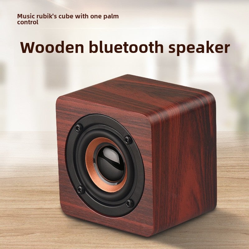 Q1 Wooden Mini Bluetooth Speaker Portable Creative Low Bass Red wood grain 