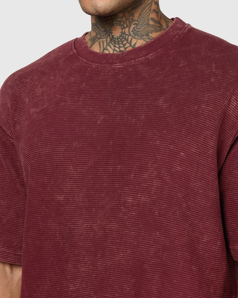 بيواكوف Men's Tawny Port Maroon Textured Oversized Acid Wash T-shirt