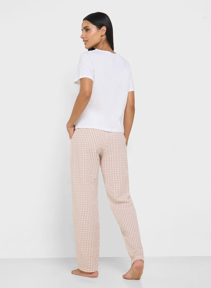 جينجر Cotton Graphic T-Shirt & Checkered Pyjama Set