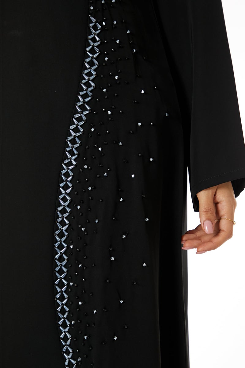 Moistreet Embroidered Open Abaya - Image 4
