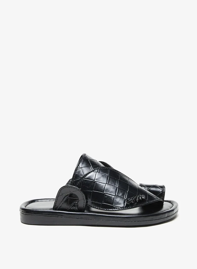 shoexpress Textured Slip On Arabic Sandals with Toe Loop Detail