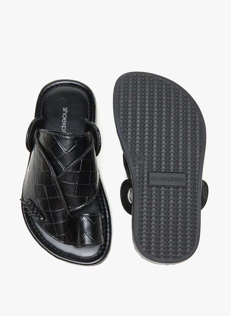 shoexpress Textured Slip On Arabic Sandals with Toe Loop Detail