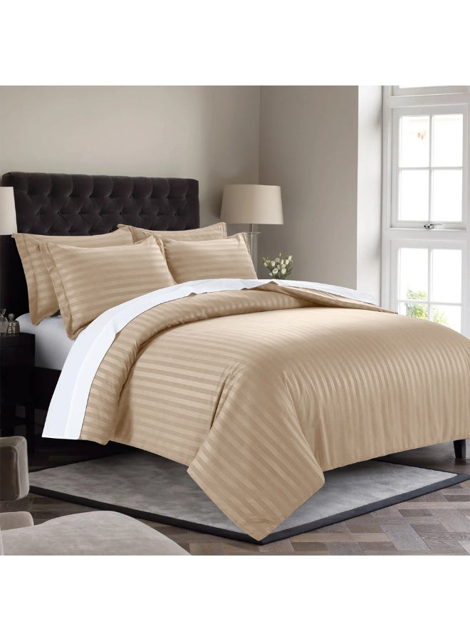 سليب لاند بكج النوم الفندقي – لباد 200×140 سم + واقي مرتبة + طقم واقي مخدة + منشفة قطن 70×140 سم + مفرش فندقي بيج - Image 5