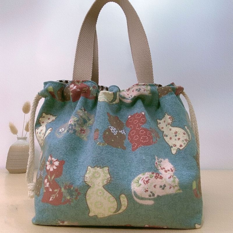 Small Tote Bag For Commuting To Work, Versatile Portable Sundries Bag, Cute Women'S Lightweight Canvas Lunch Bag - Image 1
