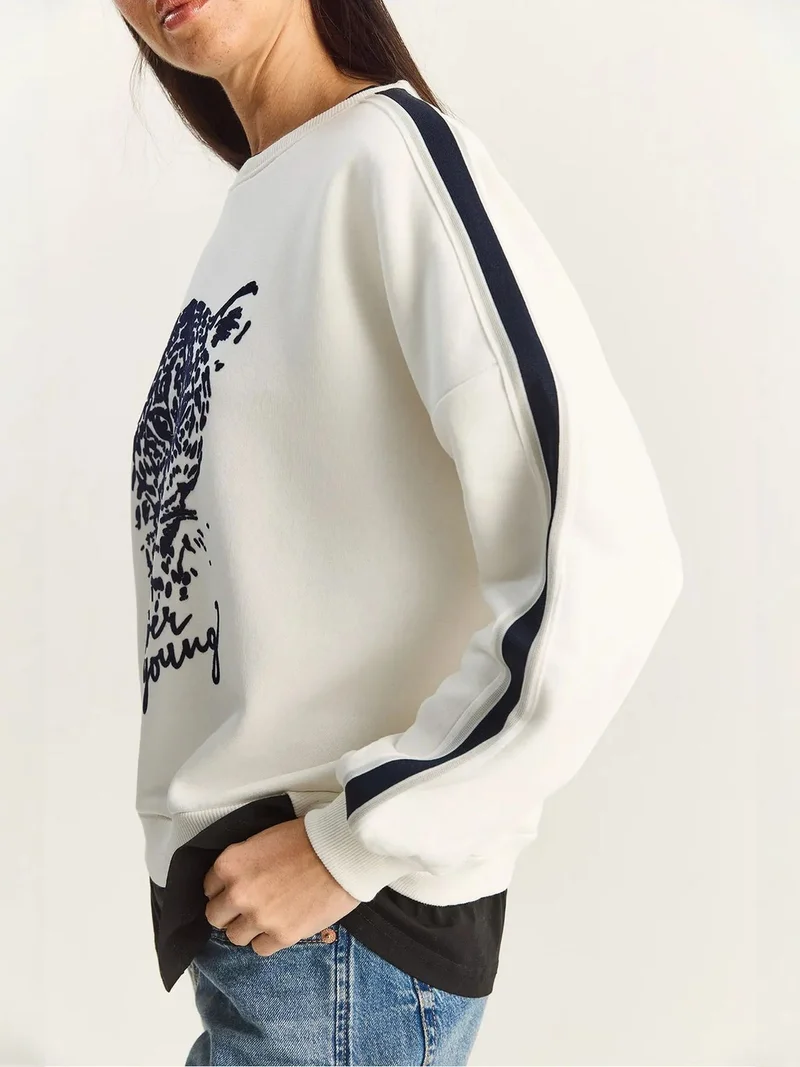 Bianco Lucci LUCCI Crew Neck Printed Sweatshirt