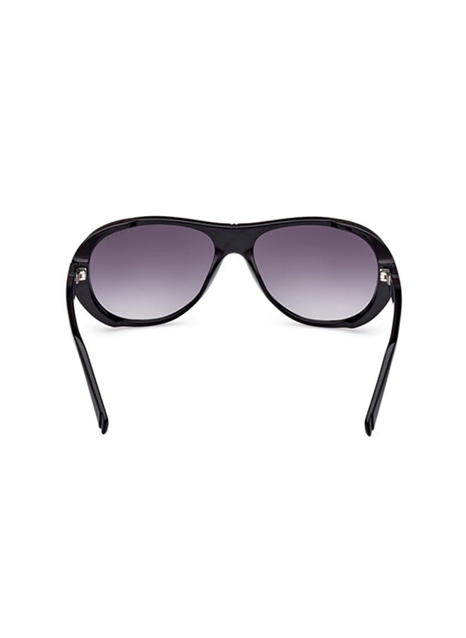 GUESS Pilot Sunglasses For Men - Black  - Image 5