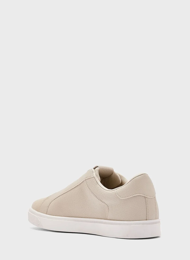 CALL IT SPRING Pointer Low Top Sneakers