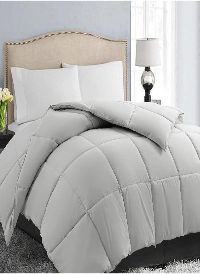 EASELAND EASELAND All Season Full Size Soft Quilted Down Alternative Comforter Reversible Duvet Insert with Corner Tabs,Winter Summer Warm Fluffy,Light Grey,82x86 inches  - Image 1
