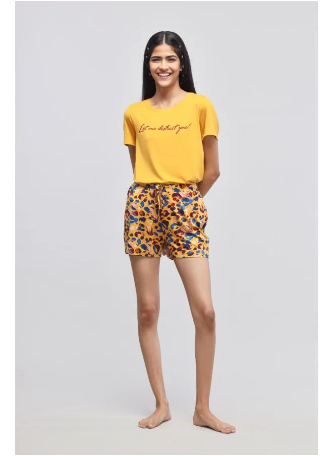 نسيسير Safari Modal Shorts Set