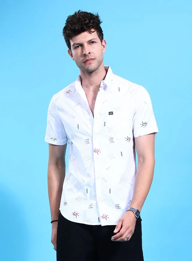 Men Slim Fit Conversational Printed Half Sleeves Cutaway Collar Casual Shirt