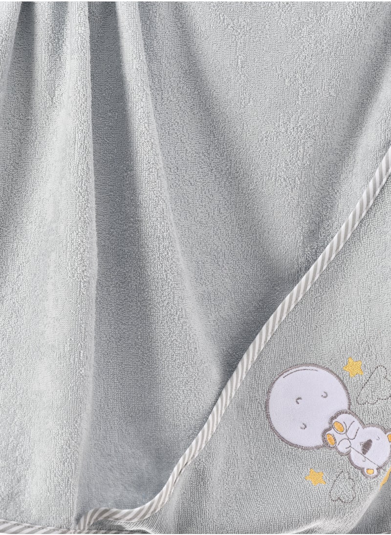 Tiny Hug Adorable Hooded Towel - Perfect for Newborns  - Image 4