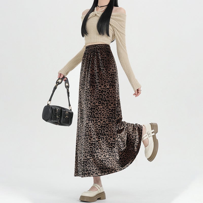 Real S Spot 2025 High-End Leopard Print Velvet Skin-Friendly Half-Length Hip-Hugging Fishtail Long Skirt Elastic Waist Mid-Length Skirt - Image 4