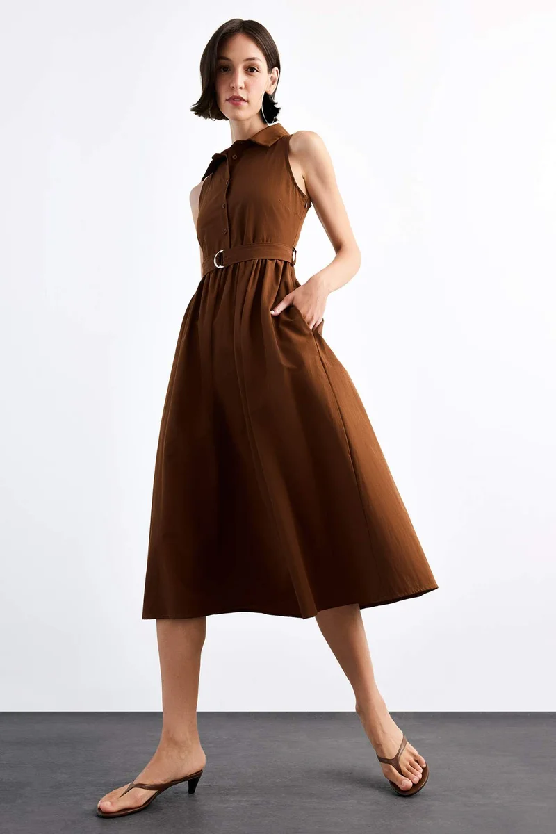 ديفاكتو Short Sleeve Maxi Dress