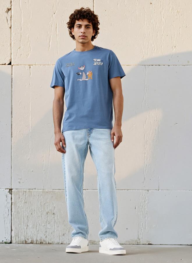 اس بي كاركترز تيشيرت رجالي بطبعة توم وجيري بياقة دائرية وأكمام قصيرة بقصة عادية - Image 3