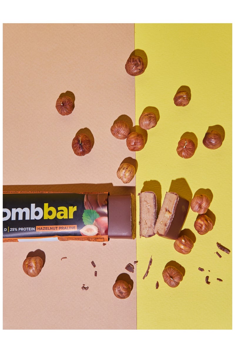BOMBBAR Chocolate Covered Protein Bar with Hazelnut Praline 12x40g - Image 4