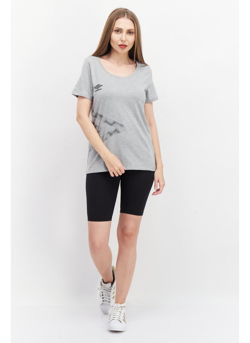 umbro Women Sportswear Fit Training T-Shirt, Grey  - Image 2