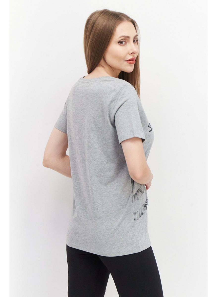 umbro Women Sportswear Fit Training T-Shirt, Grey  - Image 3